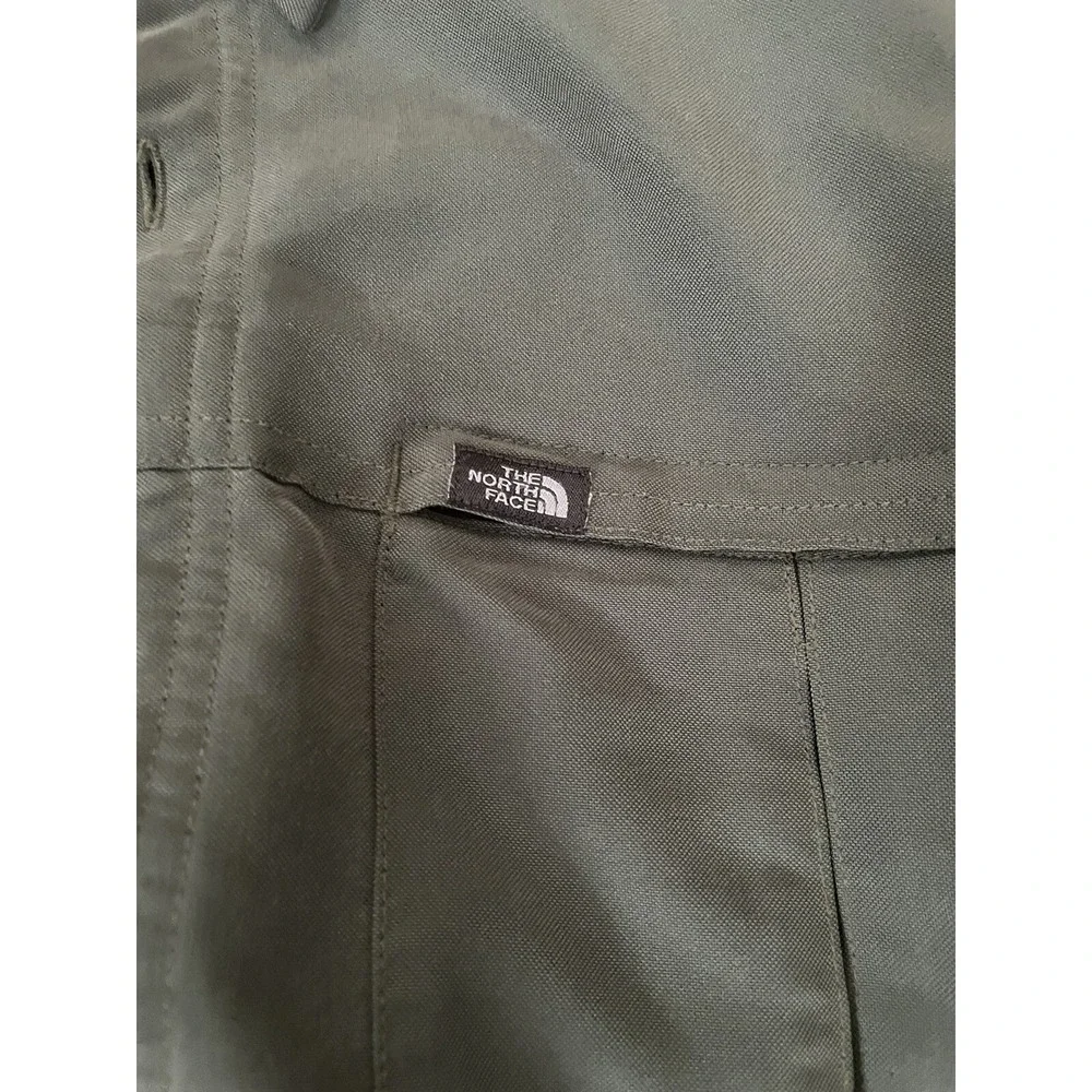 Vintage The North Face Adult Large L Front Pocket Button Down Shirt‎ Men Green